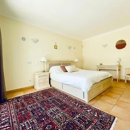 Rolas - Beautiful 5 Bed With Pool And Aircon 3 Min To *